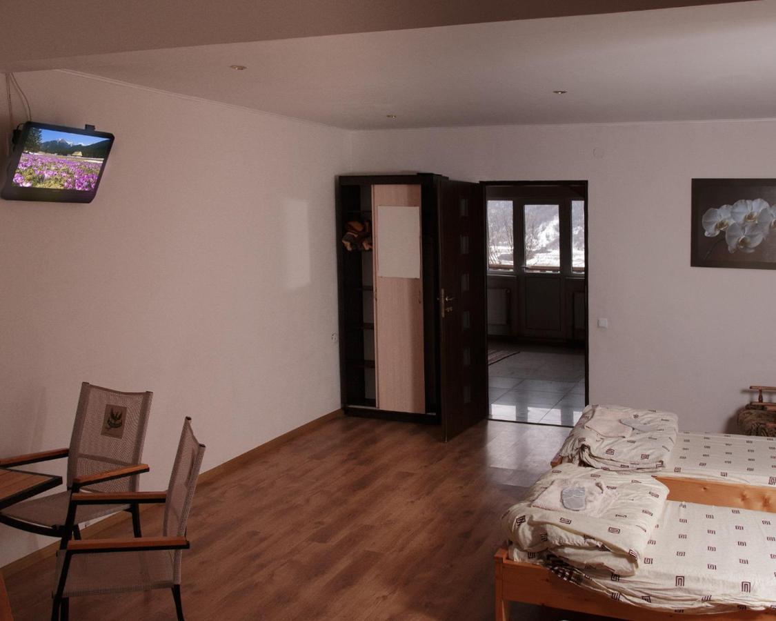 U Dvori Hotel Podgorodtsy Eksteriør billede