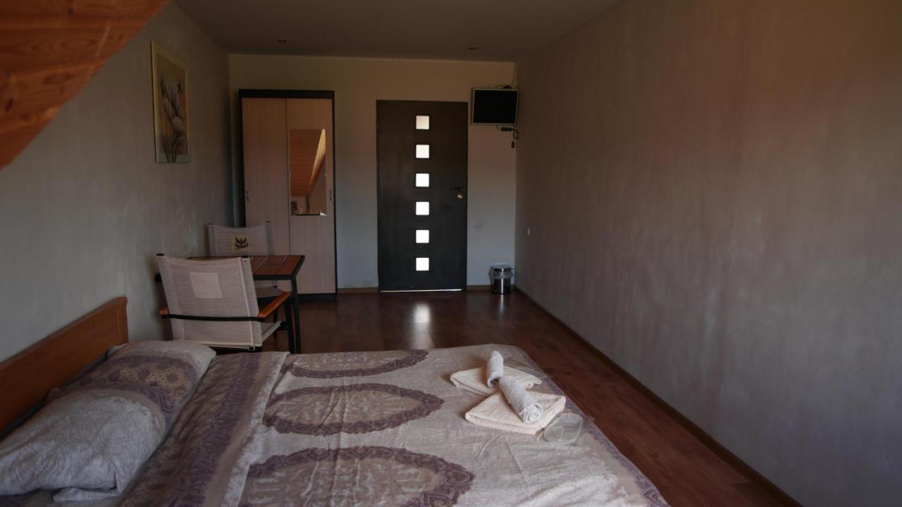 U Dvori Hotel Podgorodtsy Eksteriør billede