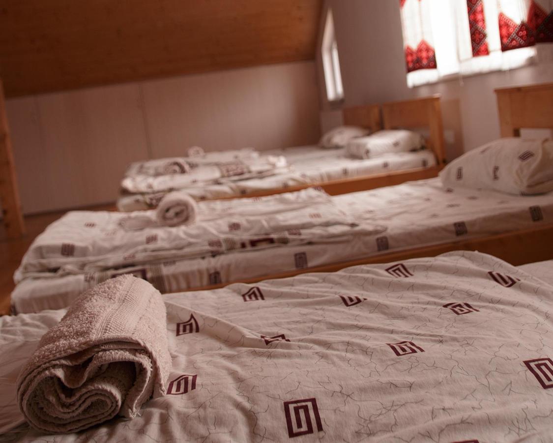 U Dvori Hotel Podgorodtsy Eksteriør billede